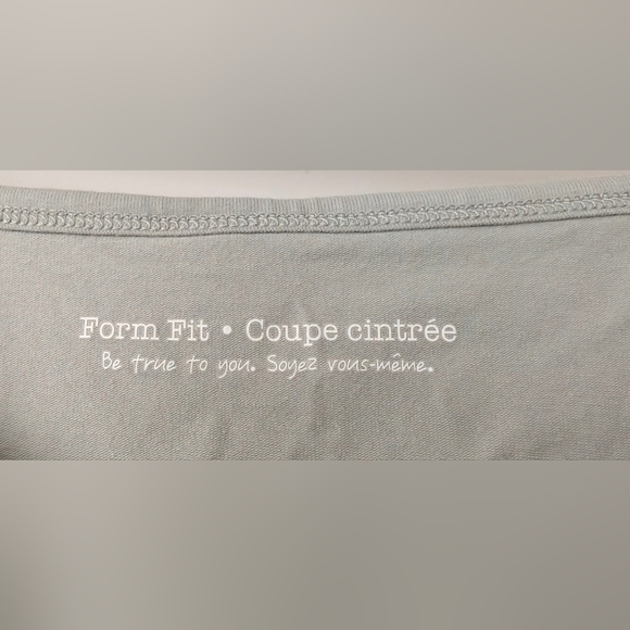 Form Fit Light Blue Tank Top - Picture 3 of 4